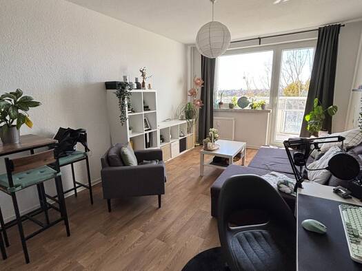 WG-Zimmer zur Miete 200 € 12 m² Geschoss 7/10 frei ab 01.05.2026 Werder Magdeburg 39118