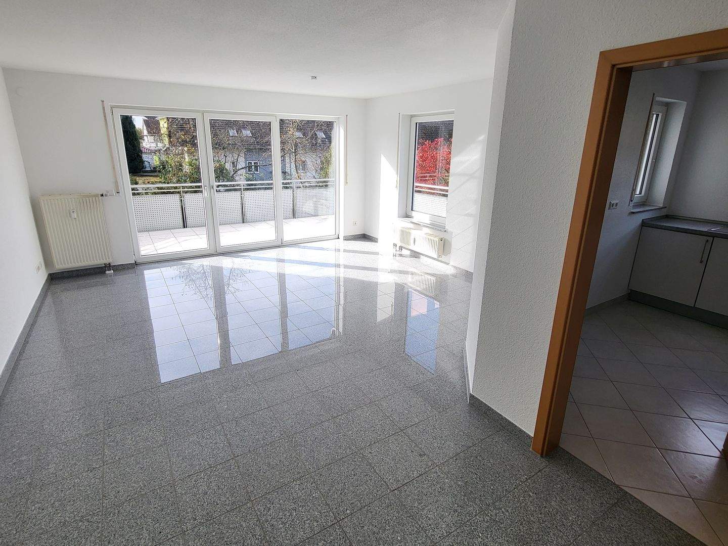 Moderne 3,5-Zimmer-Wohnung mit Balkon in Schnetzenhausen