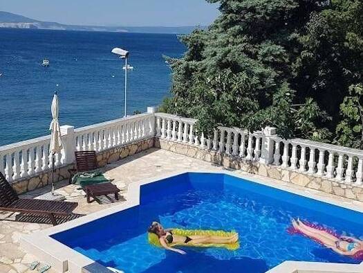 Haus zum Kauf 1.250.000 € 6 Zimmer 220 m² Novi Vinodolski