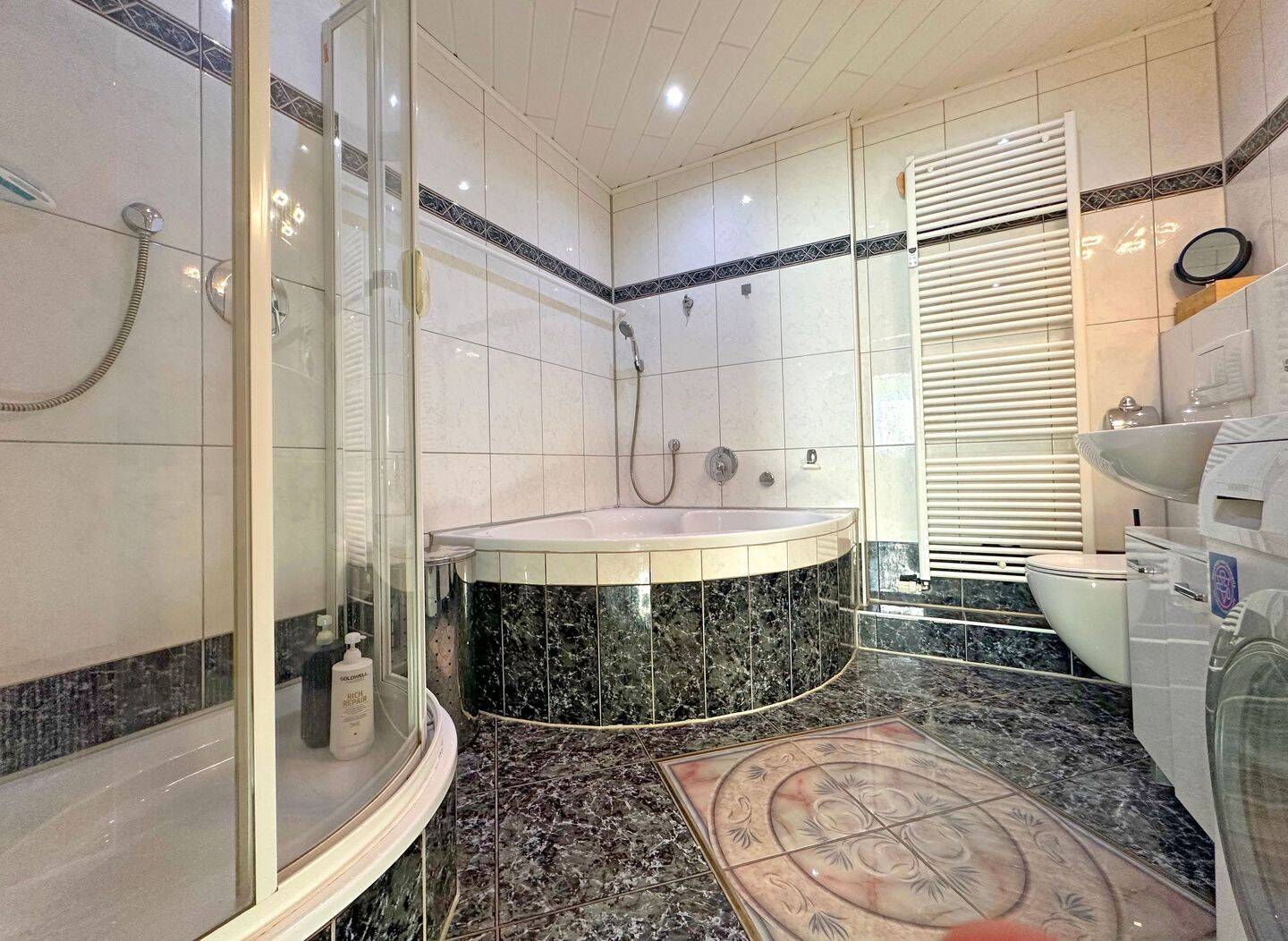 Property thumbnail 11