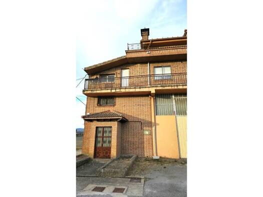 Wohnung zum Kauf 450.000 € 7 Zimmer 1.184 m² Aguilar de Campoo 34800