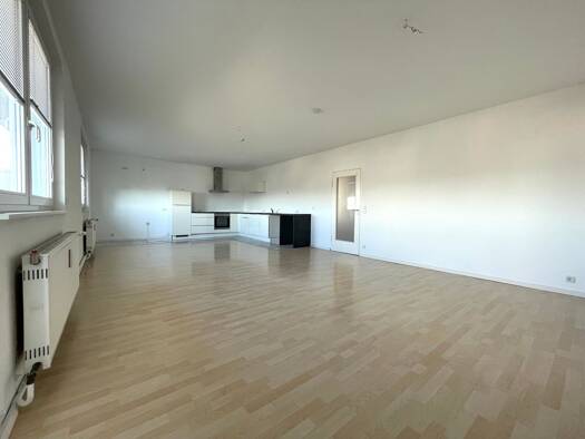 Penthouse zur Miete 1.100 € 3 Zimmer 100 m² frei ab sofort City Bayreuth 95444