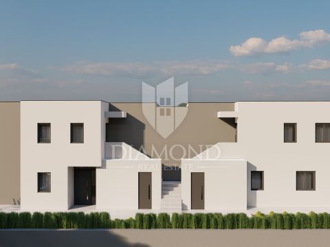 Wohnung zum Kauf 278.362 € 4 Zimmer 94 m²<br/>Wohnfläche 1.<br/>Geschoss Porec center 52440