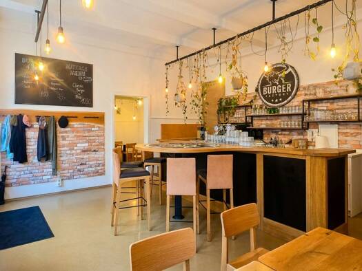 Restaurant zur Miete 1.403 € Sankt Leonhard Graz 8010