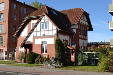 Wohnung zur Miete 436 € 2 Zimmer 33 m² frei ab 15.06.2025 Industriegebiet Greifswald 17489