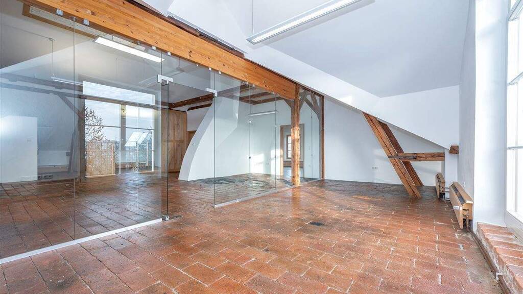 Wohnung zur Miete 1.200 € 4 Zimmer 219 m² 2. Geschoss frei ab sofort Hacklberg Passau 94034