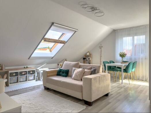 Wohnung zur Miete 760 € 2 Zimmer 58 m² Geschoss 2/3 frei ab sofort Heppenheim Heppenheim 64646