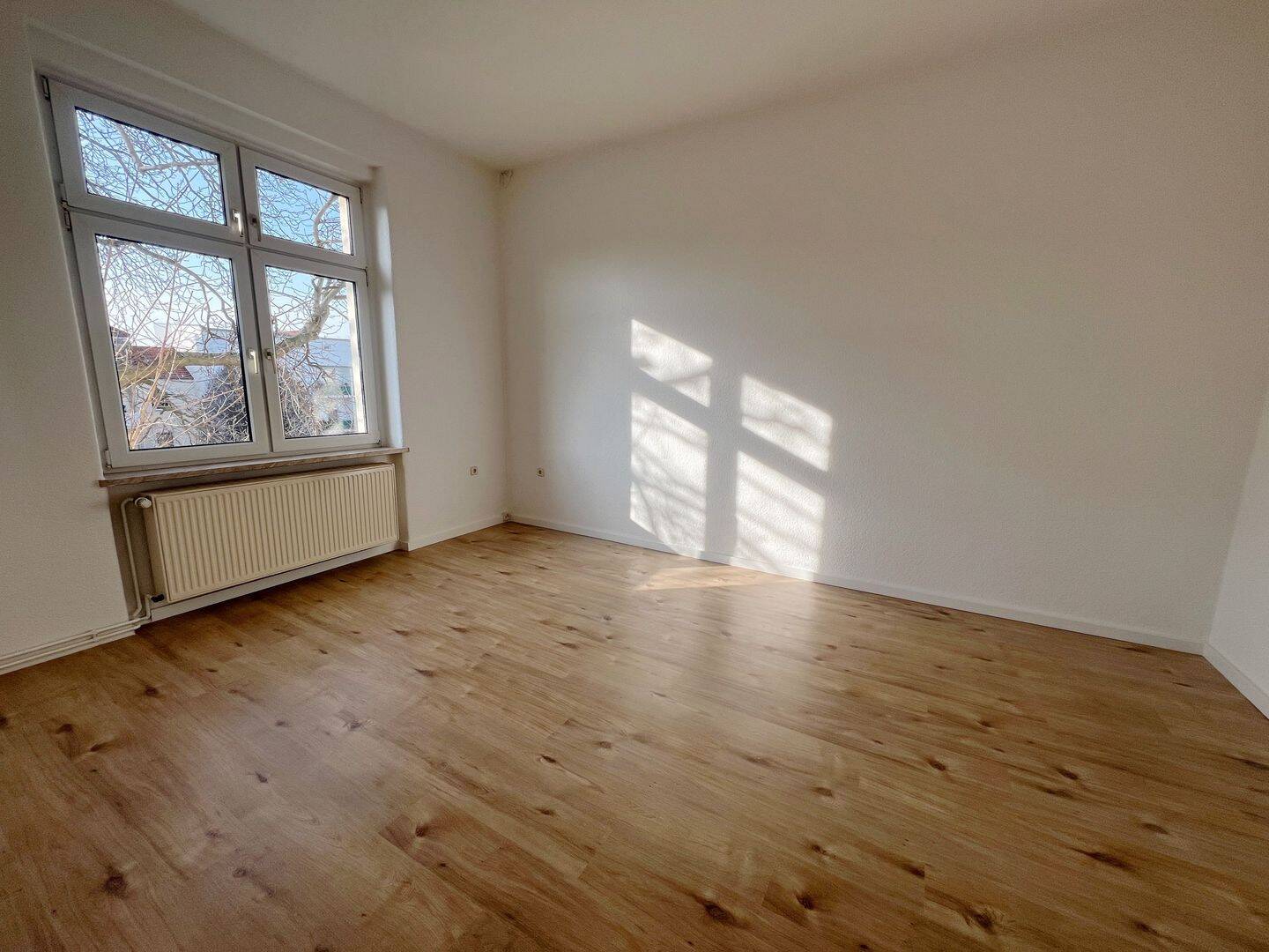 Charmante, großzügige Altbauwohnung im begehrten Stadtfeld Ost – Schillerstr. 31, 39108 Magdeburg – Vorschaubild 5