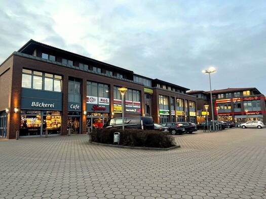 Büro zur Miete 5.000 € 500 m² Bürofläche Brinckmansdorf Rostock 18146