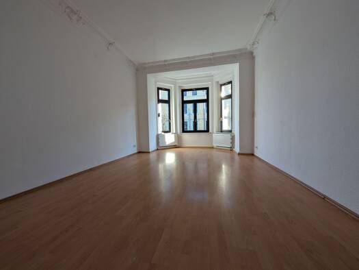 Wohnung zur Miete 970 € 4 Zimmer 108 m² Geschoss 1/4 frei ab sofort Mockauer Straße 13 Mockau-Nord Leipzig 04357