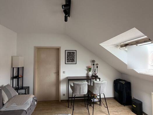Wohnung zur Miete 450 € 2 Zimmer 34 m² Geschoss 3/4 frei ab 01.12.2026 Alt-Saarbrücken Saarbrücken 66117