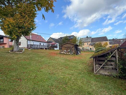 Einfamilienhaus zum Kauf 245.000 € 5 Zimmer 132,4 m² 1.219 m² Grundstück Hachenburg 57627