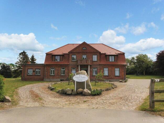 Wohnung zur Miete 540 € 2 Zimmer 60 m² 1. Geschoss frei ab 01.02.2026 Warnkenhagen Kalkhorst 23948