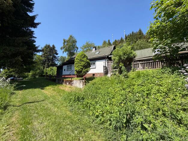 Haus zum Kauf 325.000 € 5 Zimmer 108 m² 757 m² Grundstück Winterberg Winterberg 59955