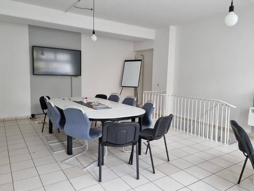 Bürofläche zur Miete 472 € 2 Zimmer 67,4 m² Bürofläche Französische Straße 2 Müncheberg 15374