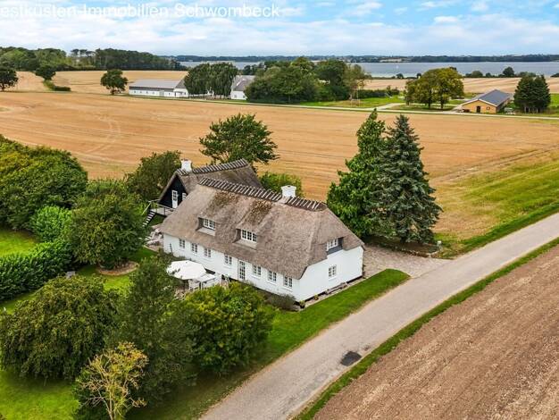 Einfamilienhaus zum Kauf 535.000 € 4 Zimmer 218 m² 1.158 m² Grundstück Sønderborg 6400