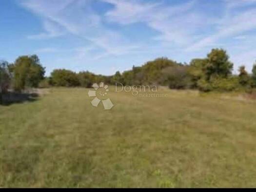 Acker-/Waldstück zum Kauf 37.000 € Bartići, Labin Labin 52220
