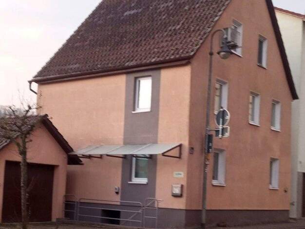 Einfamilienhaus zum Kauf provisionsfrei 357.000 € 7,5 Zimmer 158 m² 180 m² Grundstück Illinger Str. 26 Lomersheim Mühlacker Lomersheim 75417