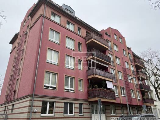 Mehrfamilienhaus zum Kauf als Kapitalanlage geeignet 4.800.000 € 1.674,1 m² 1.299 m² Grundstück Berlin 13403