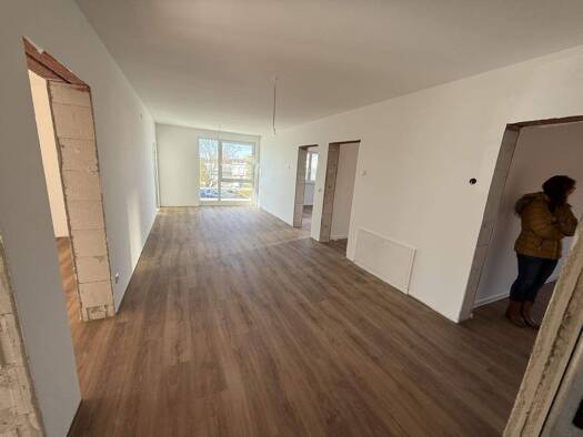 Büro zur Miete - Erstbezug 1.370 € 5 Zimmer 137,2 m² Bürofläche Eglosheim Ludwigsburg 71634
