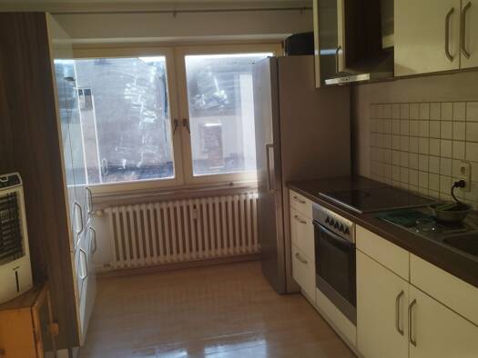 Wohnung zur Miete 420 € 1 Zimmer 40 m² Geschoss 2/3 frei ab sofort Hauptstraße 7 Volkach Volkach 97332