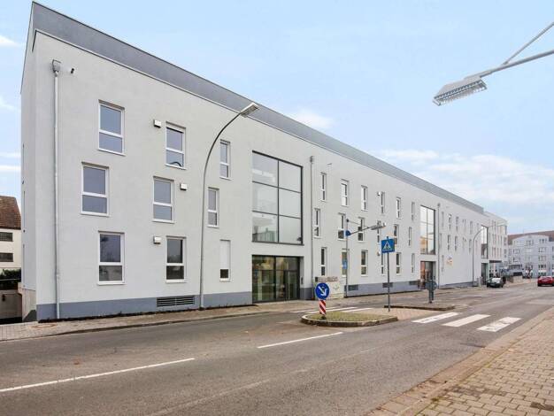 Wohnung zur Miete 815 € 2 Zimmer 68,8 m² 3. Geschoss frei ab sofort Im Knappenroth 1 b Malstatt Mitte 66113