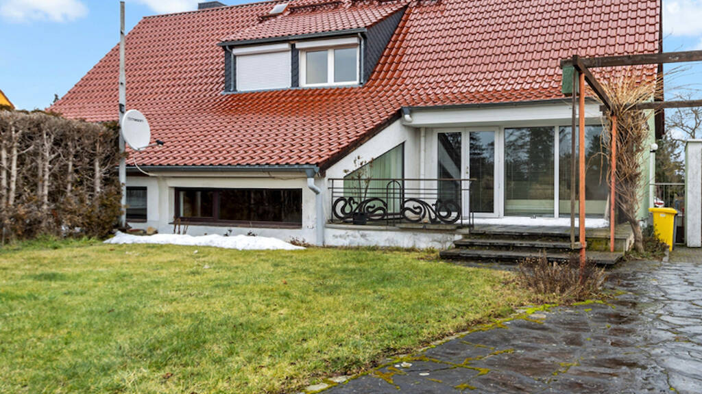 Doppelhaushälfte zum Kauf 329.000 € 4 Zimmer 109 m² 682 m² Grundstück Gottfried-Keller-Siedlung Halle 06118