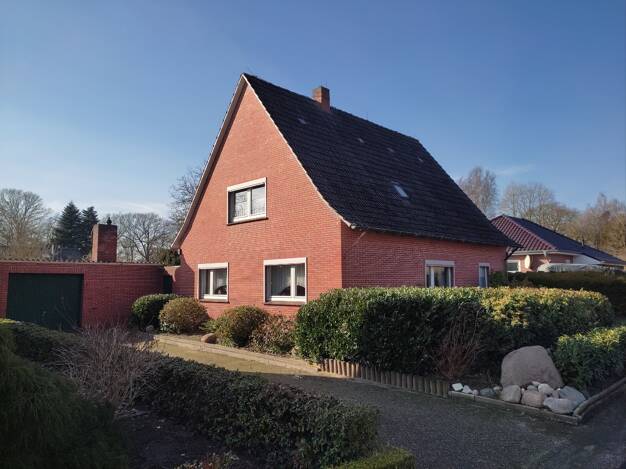 Einfamilienhaus zum Kauf 159.000 € 5 Zimmer 112 m² 803 m² Grundstück Ihrhove Westoverledingen 26810