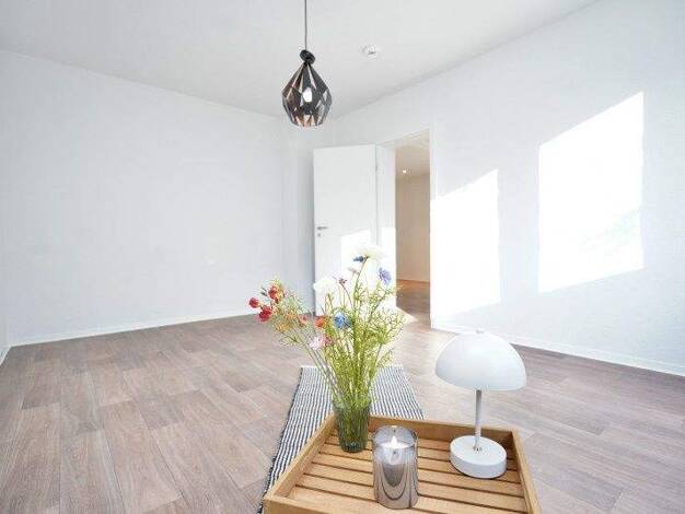 Wohnung zur Miete 304 € 2 Zimmer 46,8 m² EG Arthur-Strobel-Str. 44 Gablenz Chemnitz 09127