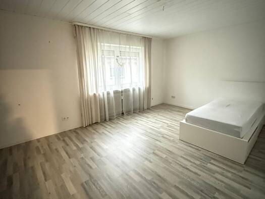 Maisonette zur Miete 1.300 € 4 Zimmer 110 m² Geschoss 1/3 frei ab sofort Leihgestern Linden 35440