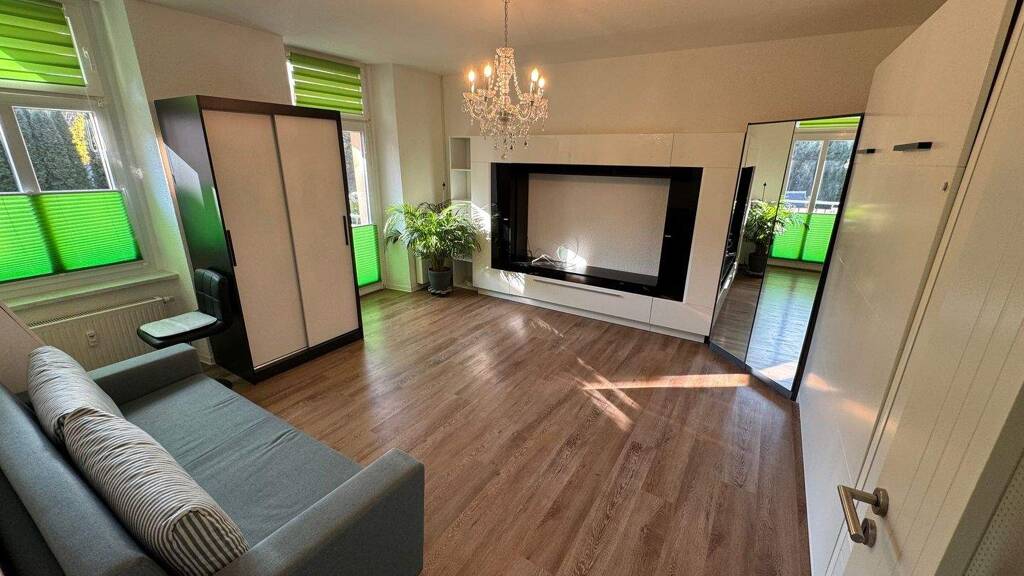 Studio zur Miete 410 € 1 Zimmer 42,6 m² 1. Geschoss frei ab sofort Parkstraße 12a Oschatz 04758