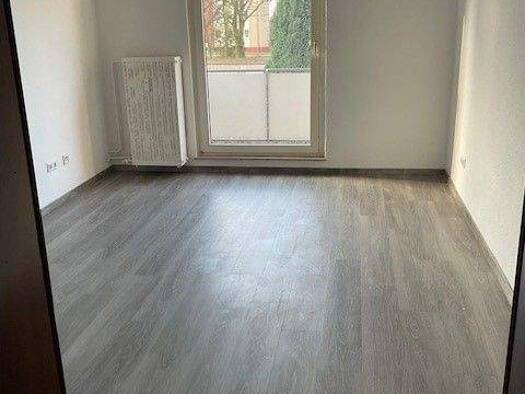 Wohnung zur Miete 409 € 3 Zimmer 63 m² 1. Geschoss frei ab 01.03.2026 Feldhauser Straße 145 Scholven Gelsenkirchen 45896