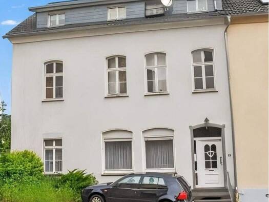 Mehrfamilienhaus zum Kauf 199.000 € 9 Zimmer 192 m² 177 m² Grundstück Betzdorf 57518