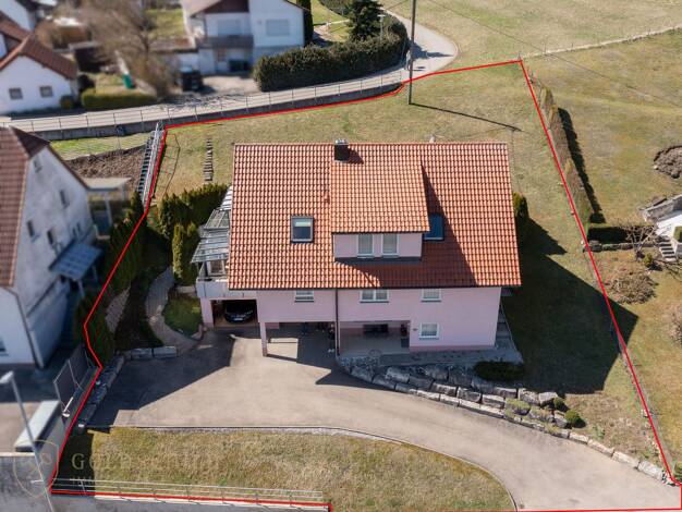 Mehrfamilienhaus zum Kauf 579.000 € 7 Zimmer 188,8 m² 923 m² Grundstück Erpfingen Sonnenbühl / Erpfingen 72820