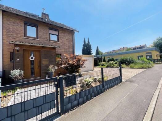 Reihenendhaus zum Kauf 389.000 € 5 Zimmer 120 m² 586 m² Grundstück Kirchditmold Kirchditmold 34130