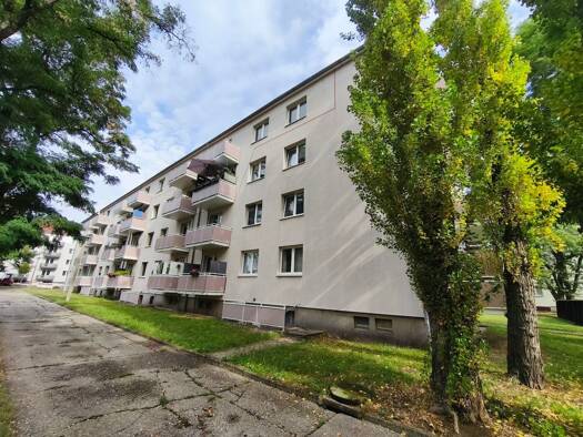 Wohnung zur Miete 330 € 3 Zimmer 57,8 m² 1. Geschoss Arthur-Scheibner-Straße 31 Merseburg Merseburg 06217