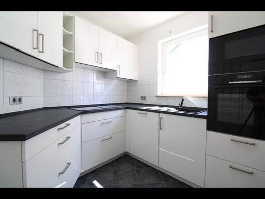 Wohnung zur Miete 1.450 € 3,5 Zimmer 104 m² Geschoss 2/3 frei ab 01.09.2026 Hahn Taunusstein 65232
