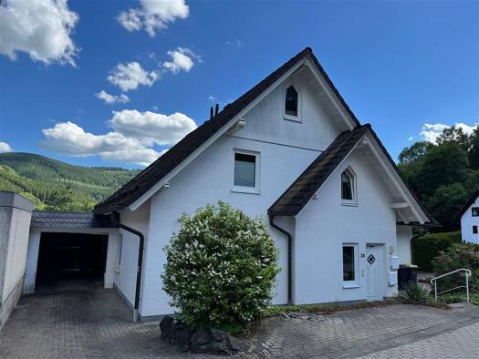 Mehrfamilienhaus zum Kauf 395.000 € 6 Zimmer 164 m² 423 m² Grundstück Saalhausen Lennestadt 57368
