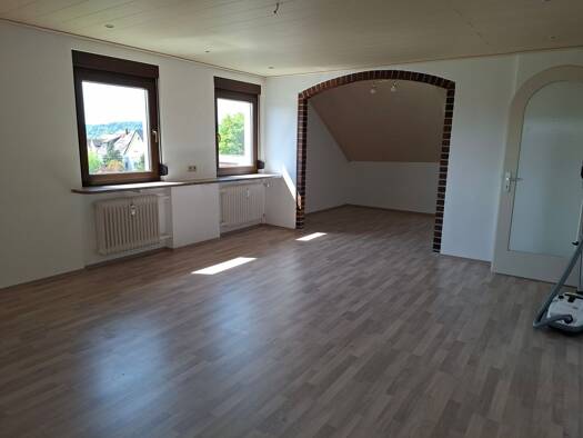 Wohnung zur Miete 735 € 3,5 Zimmer 73 m² Geschoss 2/3 frei ab sofort Forchheim 91301