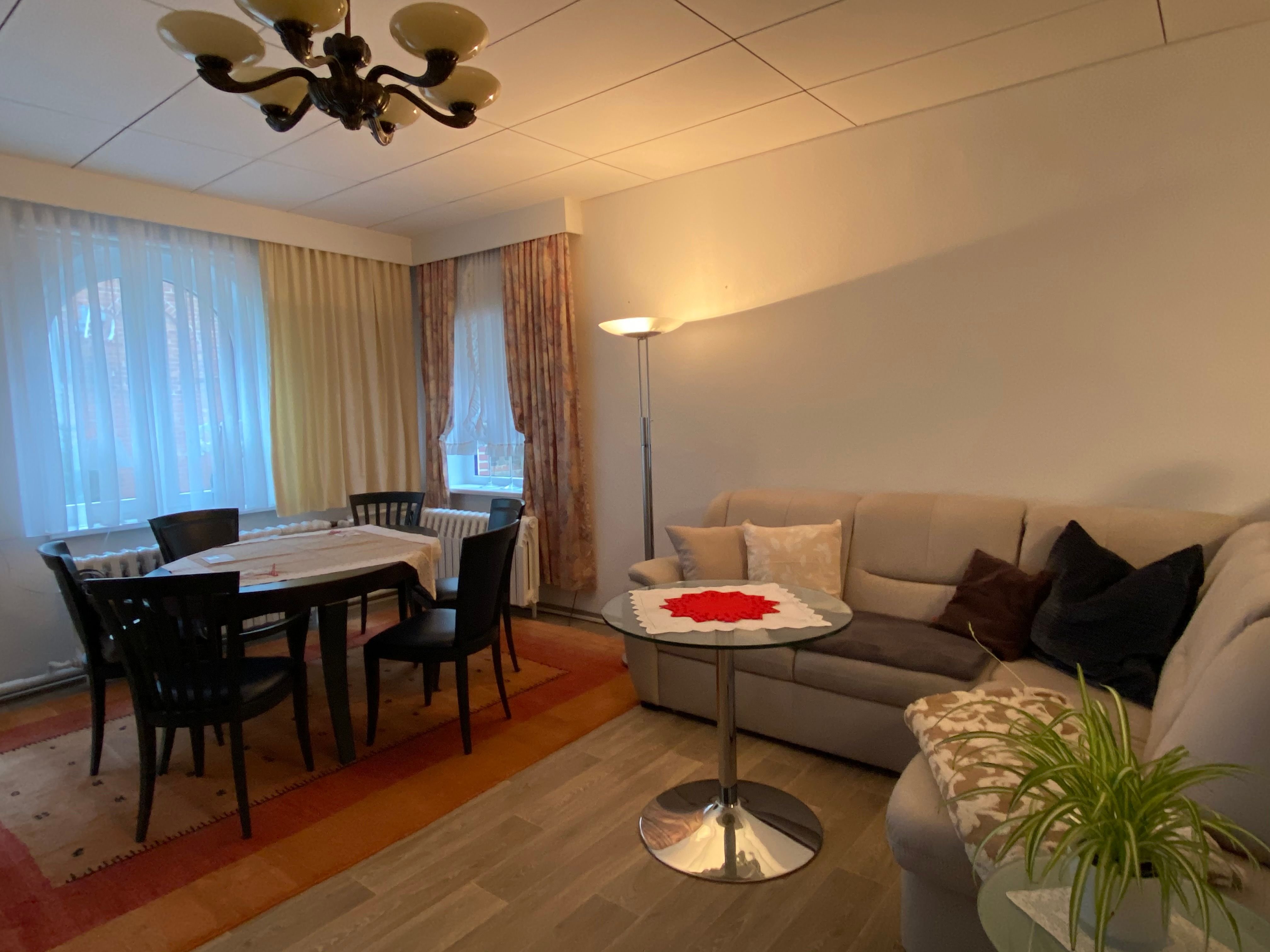 Terrassenwohnung zur Miete 500 € 1 Zimmer 68 m²<br/>Wohnfläche EG<br/>Geschoss Teterow Teterow 17166