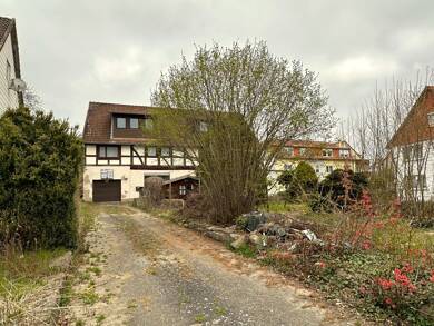 Haus zum Kauf 198.000 € 15 Zimmer 296 m² 2.379 m² Grundstück frei ab sofort Gladebeck Hardegsen 37181
