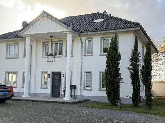 Wohnung zur Miete 985 € 2 Zimmer 70 m² 2 Geschosse frei ab 01.02.2026 Niederkassel 53859