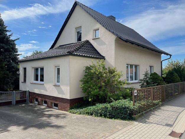 Einfamilienhaus zum Kauf provisionsfrei 220.000 € 5 Zimmer 120 m² 1.389 m² Grundstück Rosa-Luxemburg-Straße 64 Jessen Jessen/Elster 06917