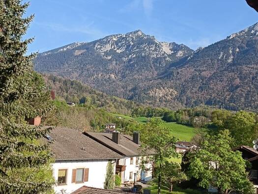 Wohnung zur Miete 800 € 2 Zimmer 60 m² Geschoss 2/3 frei ab 01.11.2026 Karlstein Bad Reichenhall 83435
