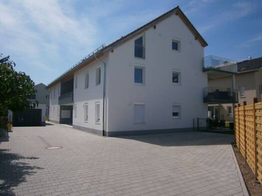 Terrassenwohnung zur Miete 1.030 € 1 Zimmer 52 m² Geschoss 1/3 frei ab sofort Neugilching Gilching 82205