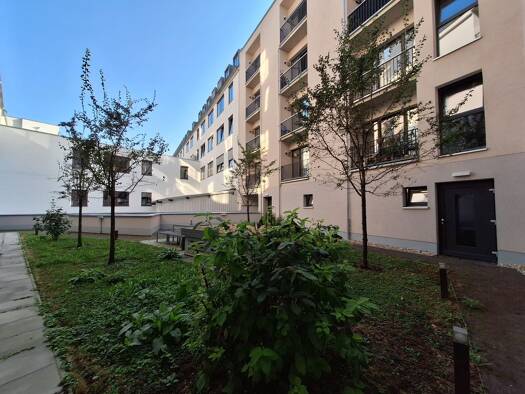 Wohnung zur Miete 400 € 1 Zimmer 23,5 m² 2. Geschoss Bornaische Straße 10 Connewitz Leipzig 04277