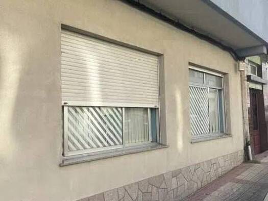 Verkaufsfläche zum Kauf 36.000 € 65 m² Verkaufsfläche Calle Batalla De Brion Nn Ferrol 15405