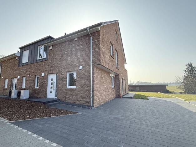 Doppelhaushälfte zur Miete - Erstbezug 1.800 € 5 Zimmer 161 m² 393 m² Grundstück Toppenstedt 21442