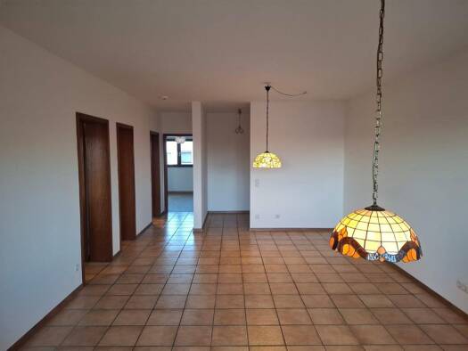 Wohnung zur Miete 650 € 2 Zimmer 63 m² Oberntiefer Straße 28 e Bad Windsheim Bad Windsheim 91438