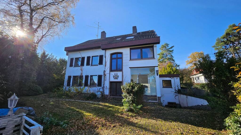 Villa zum Kauf provisionsfrei 990.000 € 8 Zimmer 363 m² 1.828 m² Grundstück Drosselweg 5 Harleshausen Kassel 34130